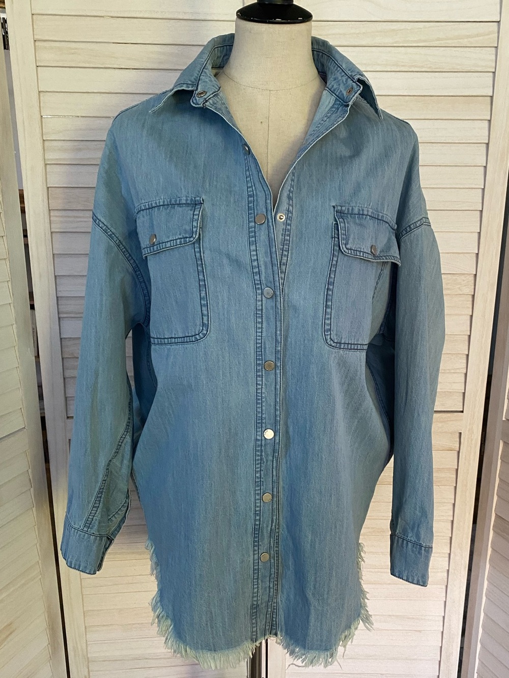 POL Blue Denim Button-Down Shirt/Shacket with Back Plaid Patch SZ S - Picture 2 of 14